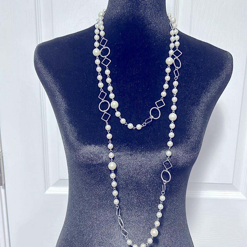 Extra Long Silver Marked C1946 Pearl Necklace - image 3